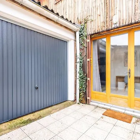 Διαμέρισμα Charmant Appartement Refait A Neuf Avec Garage Μπερζεράκ
